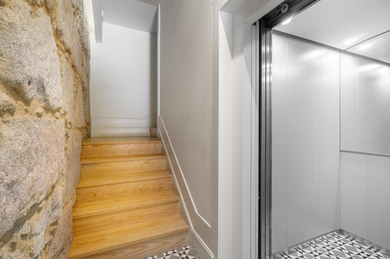 Whome Timeless Luxury Porto W/ Ac & Elevator ภายนอก รูปภาพ